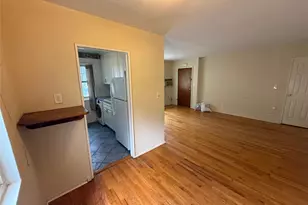 57-03 Marathon Pkwy, Little Neck, NY 11362 - Photo 10