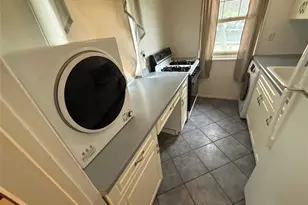 57-03 Marathon Pkwy, Little Neck, NY 11362 - Photo 14