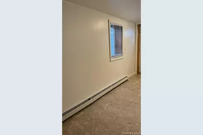 805 Doane Avenue, Bellport, NY 11713 - Photo 8