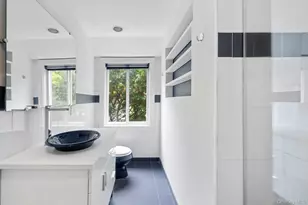 800 W 231st St, Bronx, NY 10463 - Photo 20