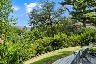 800 W 231st St, Bronx, NY 10463 - Photo 6