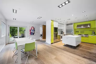 800 W 231st Street, Bronx, NY 10463 - Photo 16