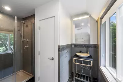 800 W 231st Street, Bronx, NY 10463 - Photo 26