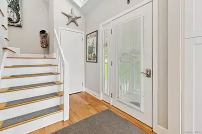 81 Beach Road, Aquebogue, NY 11931 - Photo 16