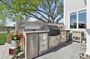 81 Beach Rd, Aquebogue, NY 11931 - Photo 14