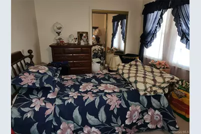 14 W Argyle Street, Valley Stream, NY 11580 - Photo 12