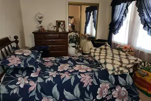 14 W Argyle St, Valley Stream, NY 11580 - Photo 12