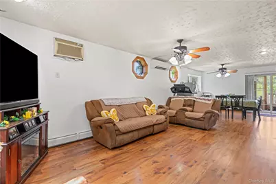 578 South Street, Plattekill, NY 12528 - Photo 4