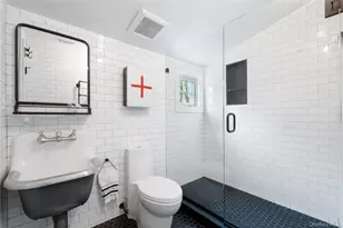 21 Orchard Rd, Larchmont, NY 10538 - Photo 36