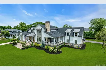 52 Concourse E, Brightwaters, NY 11718 - Photo 2