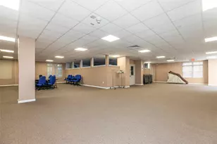 1 Portico Ct, Great Neck, NY 11021 - Photo 30