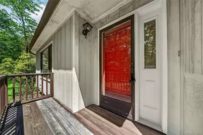 98 Wildwood Circle, Bloomingburg, NY 12721 - Photo 4