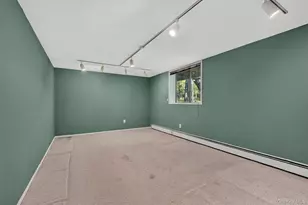 98 Wildwood Cir, Bloomingburg, NY 12721 - Photo 34