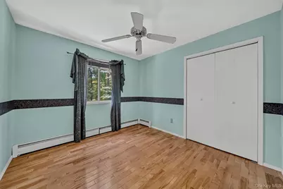98 Wildwood Circle, Bloomingburg, NY 12721 - Photo 32