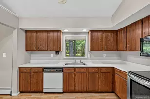 98 Wildwood Cir, Bloomingburg, NY 12721 - Photo 20