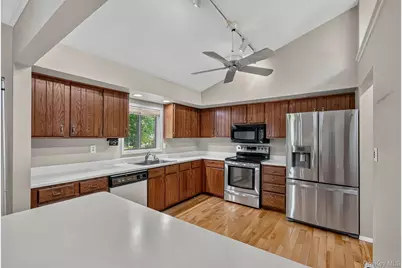 98 Wildwood Circle, Bloomingburg, NY 12721 - Photo 18