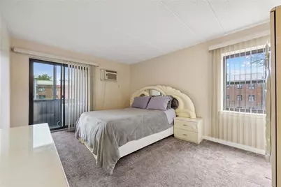 75-22 Parsons Boulevard #D2, Fresh Meadows, NY 11366 - Photo 12