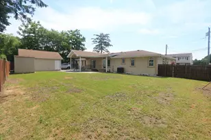 148 Spruce St, Lindenhurst, NY 11757 - Photo 20