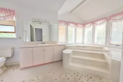 30 Ashford Drive, Bohemia, NY 11716 - Photo 20