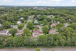 30 Ashford Dr, Bohemia, NY 11716 - Photo 12