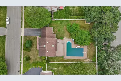 30 Ashford Drive, Bohemia, NY 11716 - Photo 10