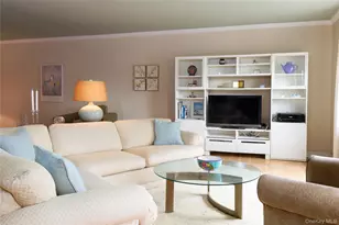 162-41 Powells Cove Blvd, Whitestone, NY 11357 - Photo 10