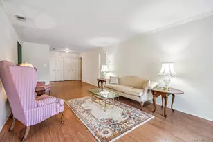 914 Fenway Rd, Saint James, NY 11780 - Photo 10