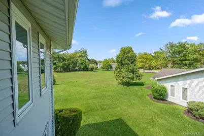 914 Fenway Road, Saint James, NY 11780 - Photo 30