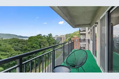 1020 Warburton Avenue #9C, Yonkers, NY 10701 - Photo 22