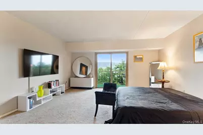 1020 Warburton Avenue #9C, Yonkers, NY 10701 - Photo 4