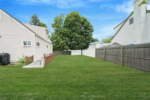 281 Carlls Path, Deer Park, NY 11729 - Photo 26