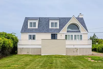 10 Bayview Road, Remsenburg, NY 11960 - Photo 2