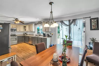 11 Grove Avenue, Saint James, NY 11780 - Photo 6