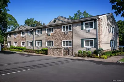 118 Carleton Avenue #7A, Islip Terrace, NY 11752 - Photo 2