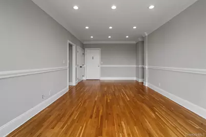 1015 Old Post Road #3N, Mamaroneck, NY 10543 - Photo 14