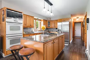 108 Beyer Dr, Poughquag, NY 12570 - Photo 2