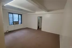 1596 Unionport Rd, Bronx, NY 10462 - Photo 4