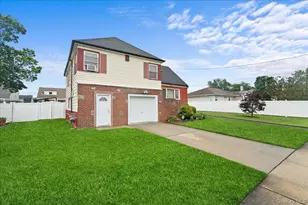159 Branch Ave, Freeport, NY 11520 - Photo 2