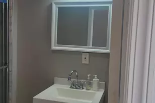 5 Sportsmans Ave, Freeport, NY 11520 - Photo 20