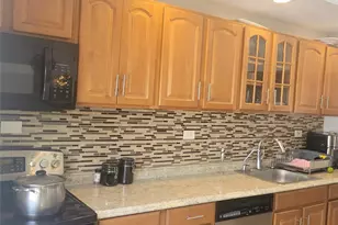 5 Sportsmans Ave, Freeport, NY 11520 - Photo 16