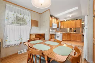 22 Shelley Ln, Wurtsboro, NY 12790 - Photo 8