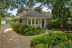 163 Halsey St, Southampton, NY 11968 - Photo 2