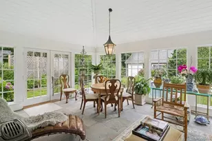 163 Halsey St, Southampton, NY 11968 - Photo 18
