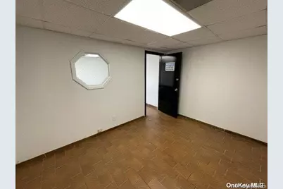 59-78 54 Avenue, Maspeth, NY 11378 - Photo 12