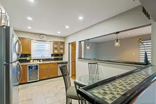 95 Foster Ave, Valley Stream, NY 11580 - Photo 14