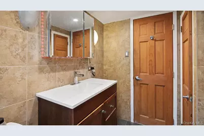 95 Foster Avenue, Valley Stream, NY 11580 - Photo 28