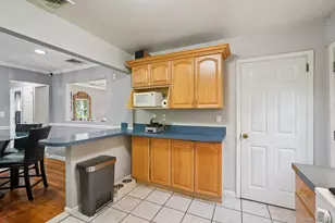 17 Maplewood Blvd, Suffern, NY 10901 - Photo 20