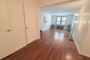 83-20 98th St, Woodhaven, NY 11421 - Photo 4