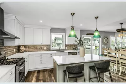 10 Garfield Place, Massapequa, NY 11758 - Photo 10