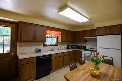 21 Edgebrook Lane, Airmont, NY 10952 - Photo 22